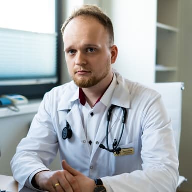 lek. Konrad Wiśniewski – ginekolog, weryfikuje treści medyczne menopauzatest.pl